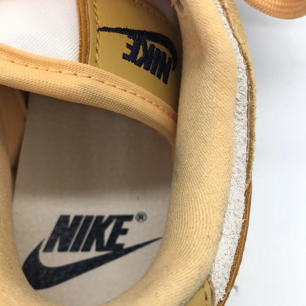 Women’s Nike Dunk Low LX Yellow/White DV7411-200 USED Size 6 - Picture 8 of 13